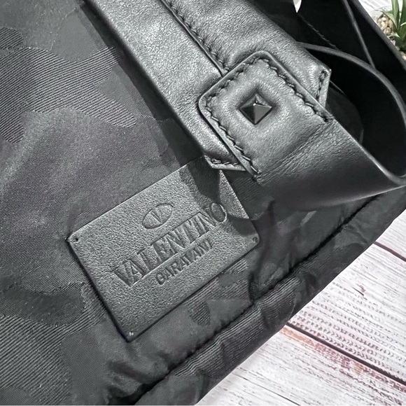 Valentino Garavani Rockstud Camoflauge Backpack - Picture 9 of 15